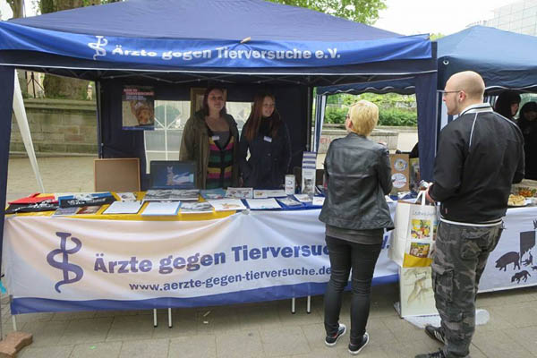 Internationaler Tag zur Abschaffung der Tierversuche 2014 - Essen