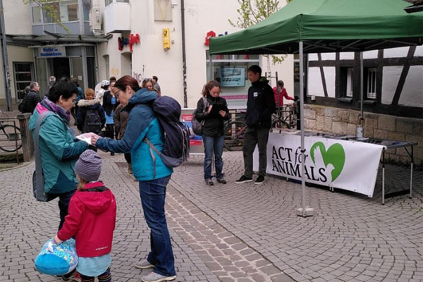 Aktionstag gegen Tierversuche in Tübingen